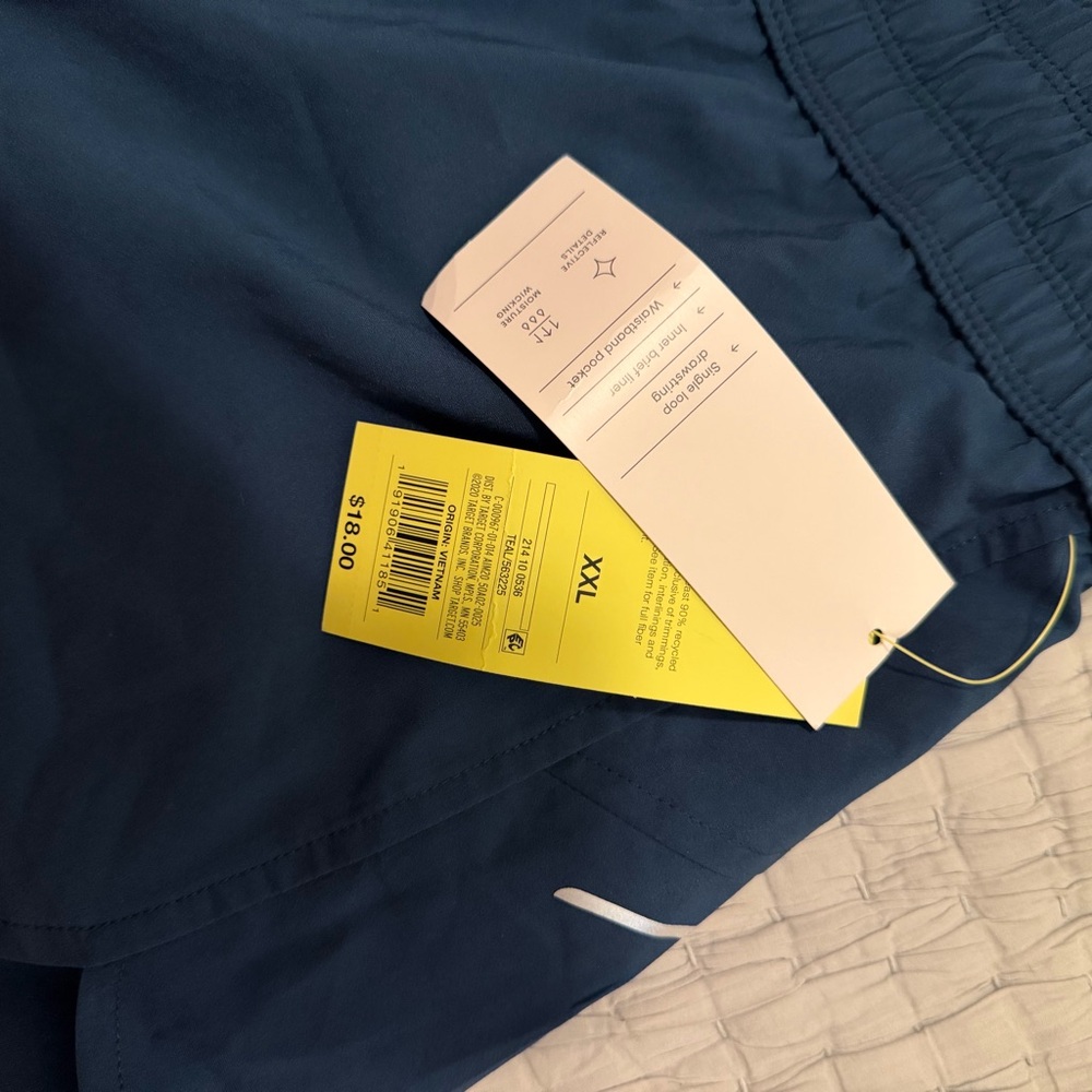 NWT all in motion Women's Navy Athletic Shorts - Picture 2 of 3